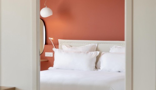 Suite, 1 Queen Bed with Sofa bed