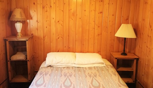 Cabin, 1 Bedroom (Ponderosa Pine - Not Pet Friendly)