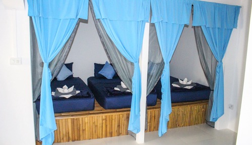 Family Room, Multiple Beds