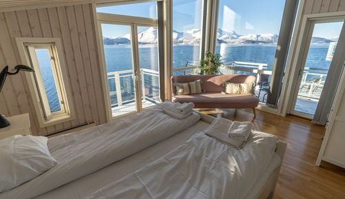 RORBU PREMIUM 3 BEDROOMS, SEA VIEW
