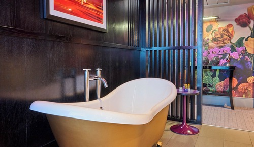 Signature Suite