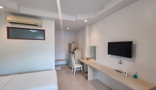 Superior Room, Pool View