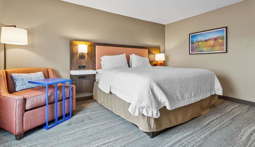 Room, 1 King Bed, Accessible