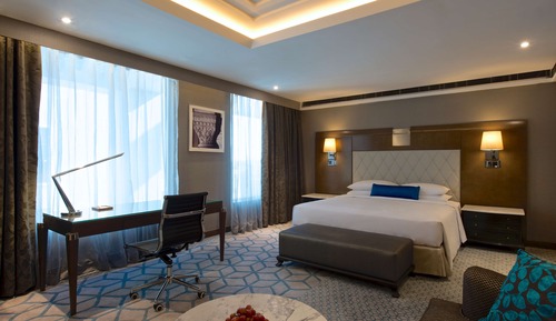 Suite, 1 King Bed (Regency)
