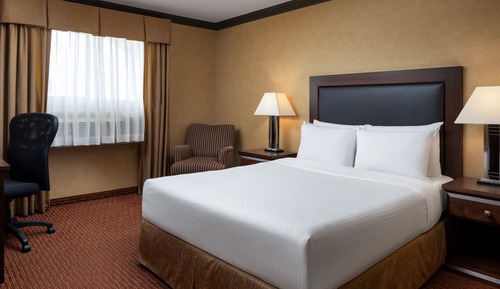 Standard Room, 1 Queen Bed