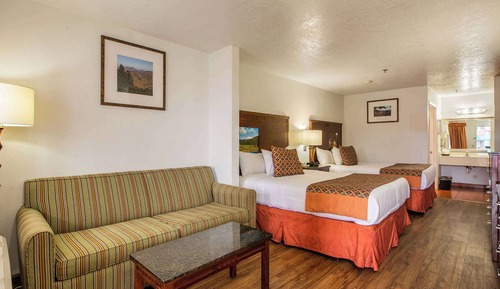 Room, 2 Queen Beds, Non Smoking
