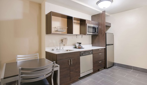 Suite, 1 King Bed, Non Smoking, Kitchenette (with Sofabed)