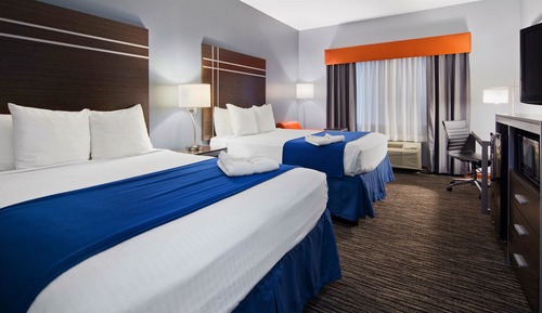 Suite, 2 Queen Beds, Non Smoking, Refrigerator & Microwave (with Sofabed)