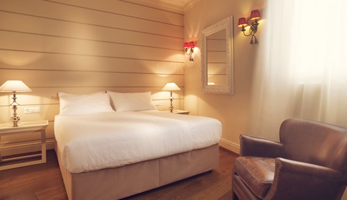 Junior Suite, 1 Bedroom, Kitchenette (with Spa access)