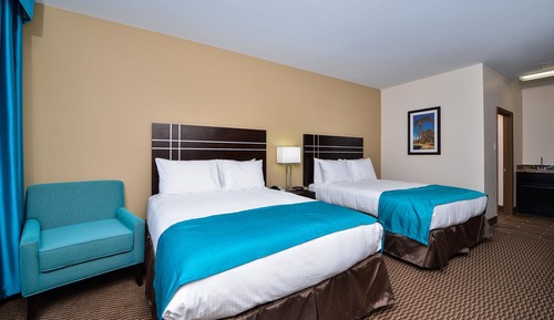 Room, 2 Queen Beds, Non Smoking, Kitchenette