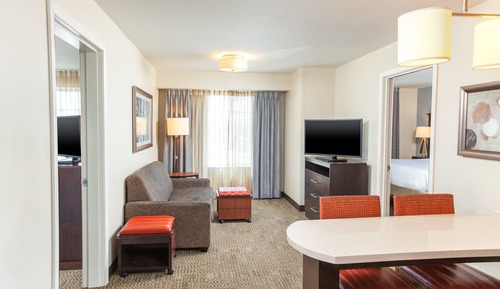 Suite, 2 Bedrooms, Kitchen
