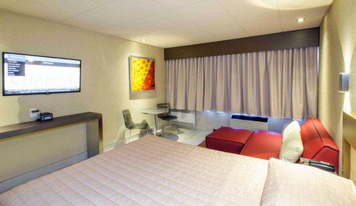 Regular Queen Bed