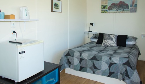 Kiwi Cabin