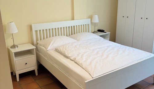 Economy Double Room (Easy, in the basement )