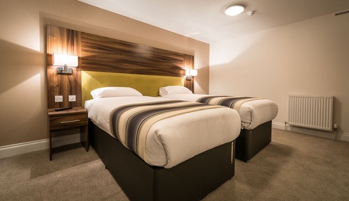 Superior Twin Room, Ensuite (Large Twin Room)