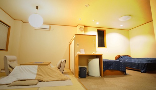 Traditional Room, Non Smoking (Back inner room with private bath)