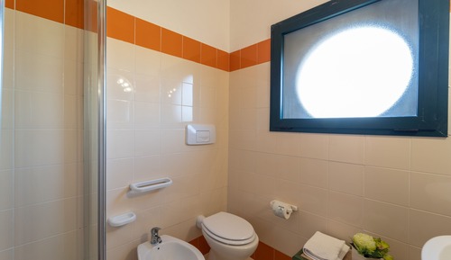 Classic Triple Room, Ensuite