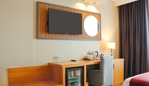 Junior Suite, 1 King Bed, Non Smoking