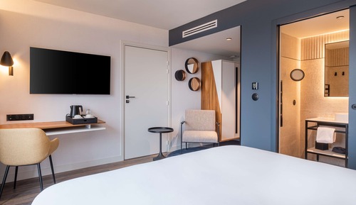 Superior Room, Balcony, City View