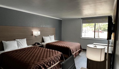 Room, 2 Queen Beds, Non Smoking