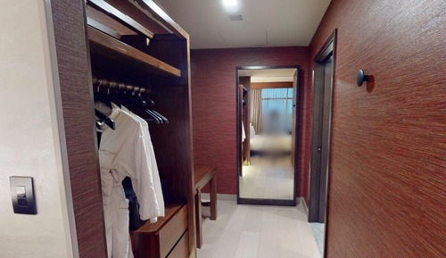 Suite (Momiji)