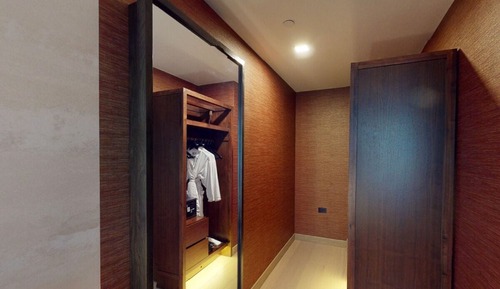 Suite, Accessible (Sake)