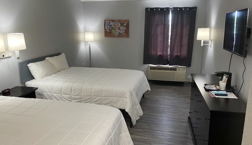 Basic Double Room, 2 Queen Beds