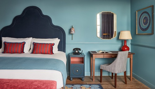 Suite, 1 King Bed (Feature Bath)