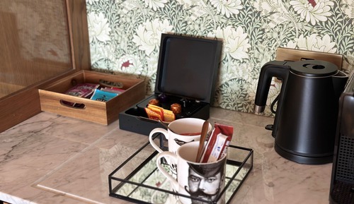 Premium Room, 1 King Bed, Balcony