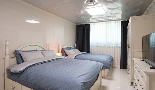 Premium Twin Room