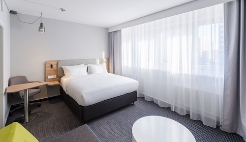 Standard Room, 1 Queen Bed with Sofa bed