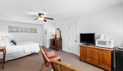 Deluxe Room, 1 King Bed