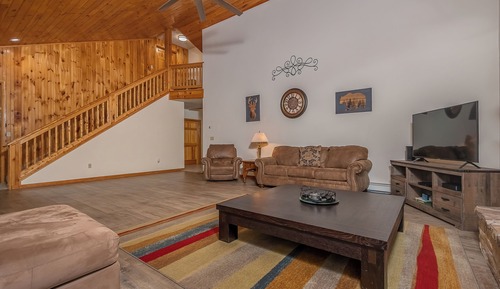 House (4 Bedrooms)