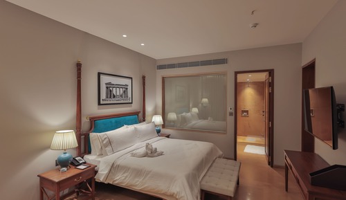 Deluxe King Room