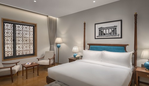 Deluxe Suite