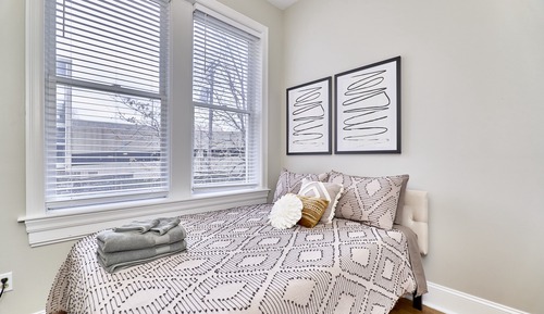 Premier Apartment