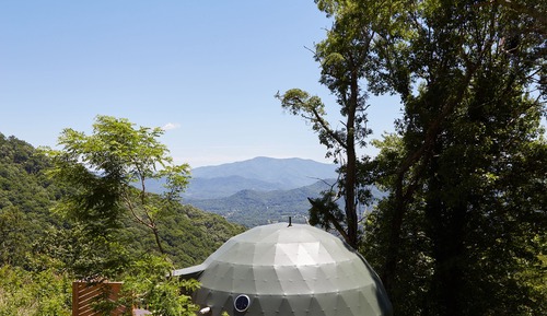 Ultra Luxe Dome + Hot Tub + Mountain View