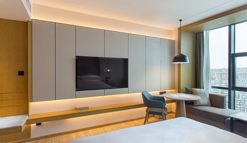 Premier Room, 1 King Bed, City View