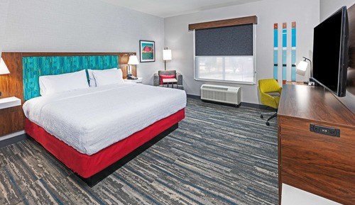 Room, 1 King Bed, Accessible (Hearing)