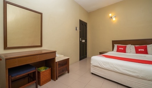 Standard Room, 1 Queen Bed