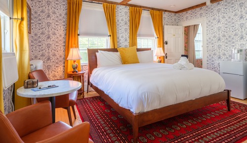 Deluxe Room, 1 King Bed