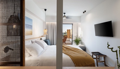 Comfort Suite with Outdoor Whirlpool and Sea View