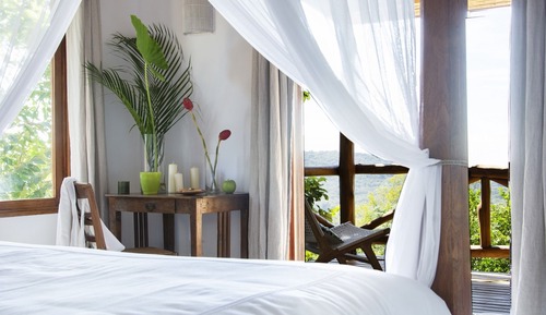 Vista Premium Room with 1 King Bed