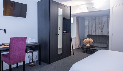 Room (Chambre Cocoon)