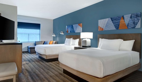 Room, 2 Queen Beds (Den)