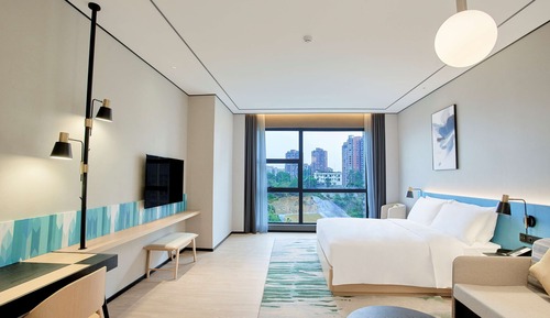 Superior Room, 1 King Bed