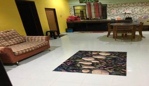 Room, 3 Bedrooms