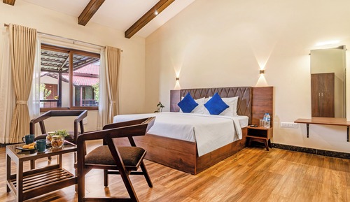 Garden View Cottage with Sit out