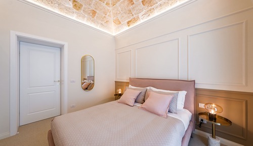 Traditional Condo, 1 Bedroom, Kitchenette, Mezzanine