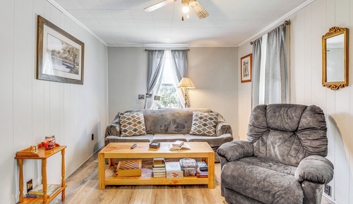 House (2 Bedrooms)